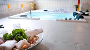 Bassein majutusasutuses Park - Hotel Inseli või selle lähedal