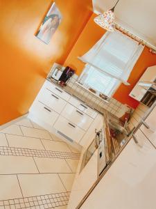 Kuchnia lub aneks kuchenny w obiekcie Vienna Citycenter+Terrace+Parking