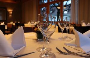 Reštaurácia alebo iné gastronomické zariadenie v ubytovaní Hotel Breiti