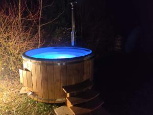 Fotografie z fotogalerie ubytování Zielony Domek z jacuzzi v destinaci Kopalino