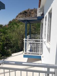 Балкон или терраса в Samothraki Akrogiali Rooms