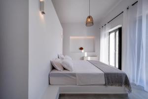 Una cama o camas en una habitación de Agathee Cactus villa