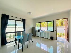 Fotografie z fotogalerie ubytování สิชลแฮปปี้เฮ้าส์ Sichon happy house v destinaci Ban Thepha + 22 fotografií