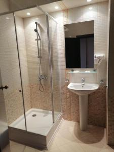 Ένα μπάνιο στο Aparthotel VRIS