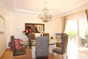 Gallery image of Casa Andre - 4 Bedroom Villa - Large Gardens - Perfect for Families in Quinta do Lago