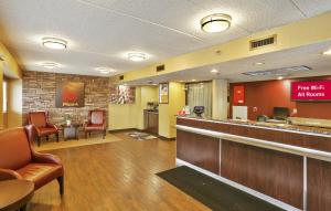 Lobbyn eller receptionsområdet på Red Roof Inn PLUS+ Baltimore North - Timonium