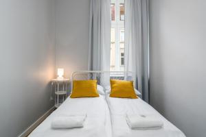 Posteľ alebo postele v izbe v ubytovaní Old Town Apartment Garbary by Noclegi Renters