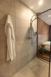 Phòng tắm tại 24Seven Hotel Schwabach