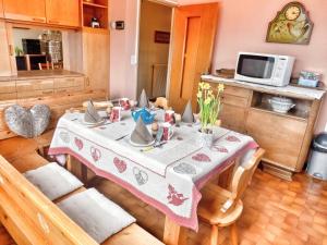 Gallery image of appartement dans maison indépendante100M2 avec vue exceptionnelle in Bozel