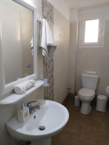 Youth hostel Annaにあるバスルーム