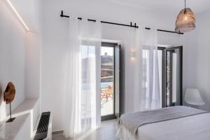 Una cama o camas en una habitación de Agathee Cactus villa