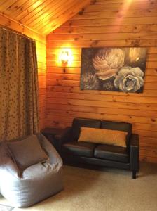 Posezení v ubytování Alpine Lodge Motel