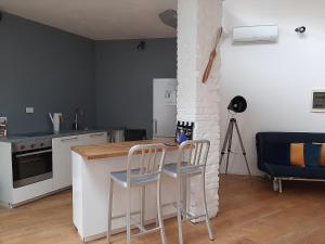 Dapur atau dapur kecil di Turin Loft7 +6 gambar