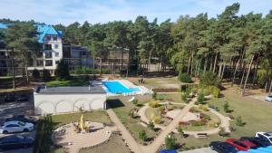 Bazén v ubytování Morski Powiew Blue Mare B2 403 Łukęcin nebo v jeho okolí