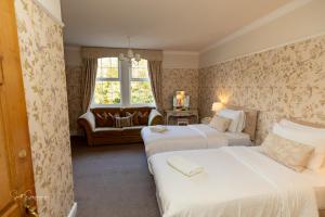 Imagen de la galería de Singleton Lodge Country House Hotel, en Poulton le Fylde