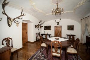 Dining area in A villát