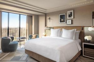 Four Seasons Hotel London at Park Lane, London – Updated 2023 Prices