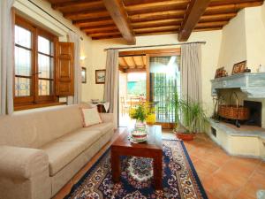 Foto dalla galleria di Holiday Home Il Girasole by Interhome a Camaiore