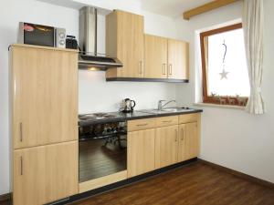 Kuchyňa alebo kuchynka v ubytovaní Apartment Marina by Interhome