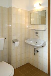 Kúpeľňa v ubytovaní Holiday Home Palman by Interhome