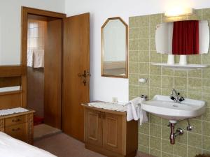 Kúpeľňa v ubytovaní Holiday Home Palman by Interhome