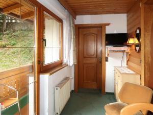 Kuchyňa alebo kuchynka v ubytovaní Holiday Home Palman by Interhome