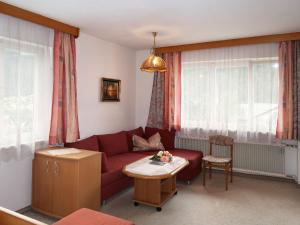 Posedenie v ubytovaní Holiday Home Palman by Interhome