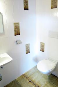 A bathroom at Apartment Schuler-1 by Interhome