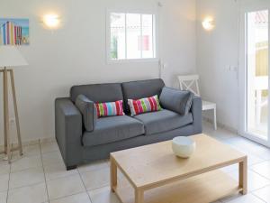 Posezení v ubytování Holiday Home Résidence Plage Océane-1 by Interhome