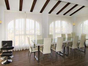Konferenčné priestory v ubytovaní Holiday Home Ayora by Interhome