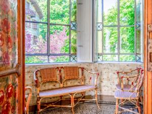 A seating area at Holiday Home Villa Biino - VIZ200 by Interhome