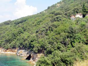 Φυσικό τοπίο κοντά σε αυτή η παραθεριστική κατοικία