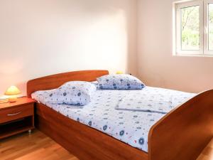 Postel nebo postele na pokoji v ubytování Apartment Buda-3 by Interhome + 14 fotografií