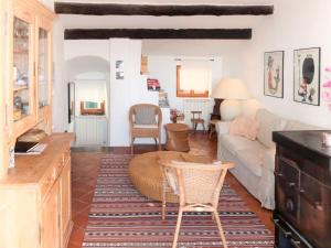 A kitchen or kitchenette at Holiday Home Danese by Interhome Még 11 kép