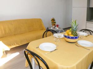 Posedenie v ubytovaní Apartment Margi by Interhome