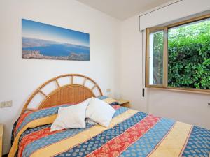 Postel nebo postele na pokoji v ubytování Apartment La Villa 2 by Interhome