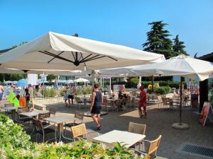 Goście zatrzymujący się w obiekcie Holiday Home Bella Italia-5 by Interhome