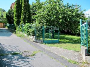 Vonkajšia záhrada v ubytovaní Holiday Home Csonka by Interhome