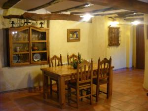 Gallery image of Casa Rural Casa Antiga in Los Santos