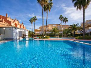 Bazén v ubytovaní Holiday Home Jardines de Denia I by Interhome alebo v jeho blízkosti