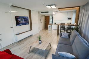 Kuchnia lub aneks kuchenny w obiekcie Apartament Unia 12 Basen&SPA