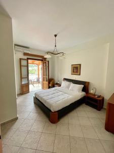 Postel nebo postele na pokoji v ubytování Sofotel