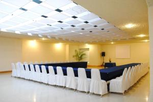 Οι επιχειρηματικές εγκαταστάσεις ή/και οι αίθουσες συνεδριάσεων στο Cantalagua Inn