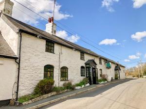 Gallery image of Heather in Ruthin