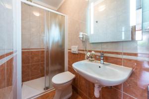 Kúpeľňa v ubytovaní Guest House Kuna