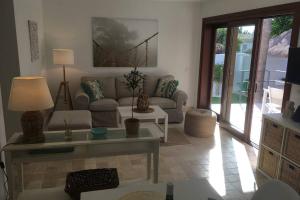 Fotografia z galérie ubytovania Costabella -Villa mit Pool zur Alleinbenutzung v Marbelli