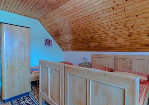 Postel nebo postele na pokoji v ubytování Holiday House Rokytnice