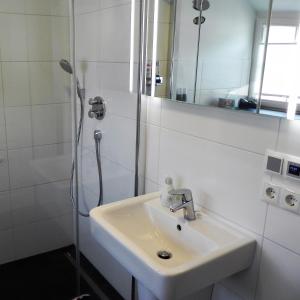Kylpyhuone majoituspaikassa Dünenperle