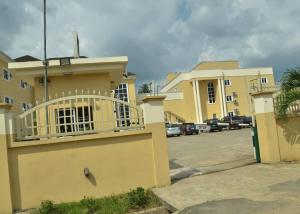 Galeriebild der Unterkunft Room in Lodge - Welcome to Habitat Hotel in Port Harcourt