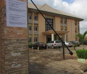 Foto da galeria de Room in Lodge - Harlescourt Hotels and Suites Asaba em Asaba